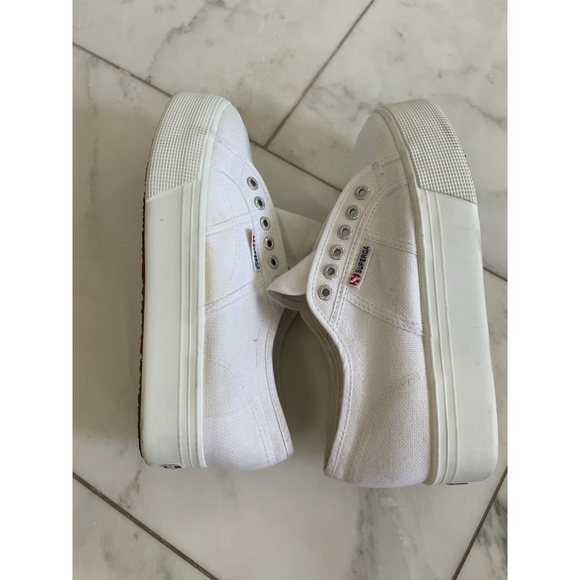 Superga Women’s Size 9.5 White Canvas Platform Fashion Sneakers - Picture 10 of 10